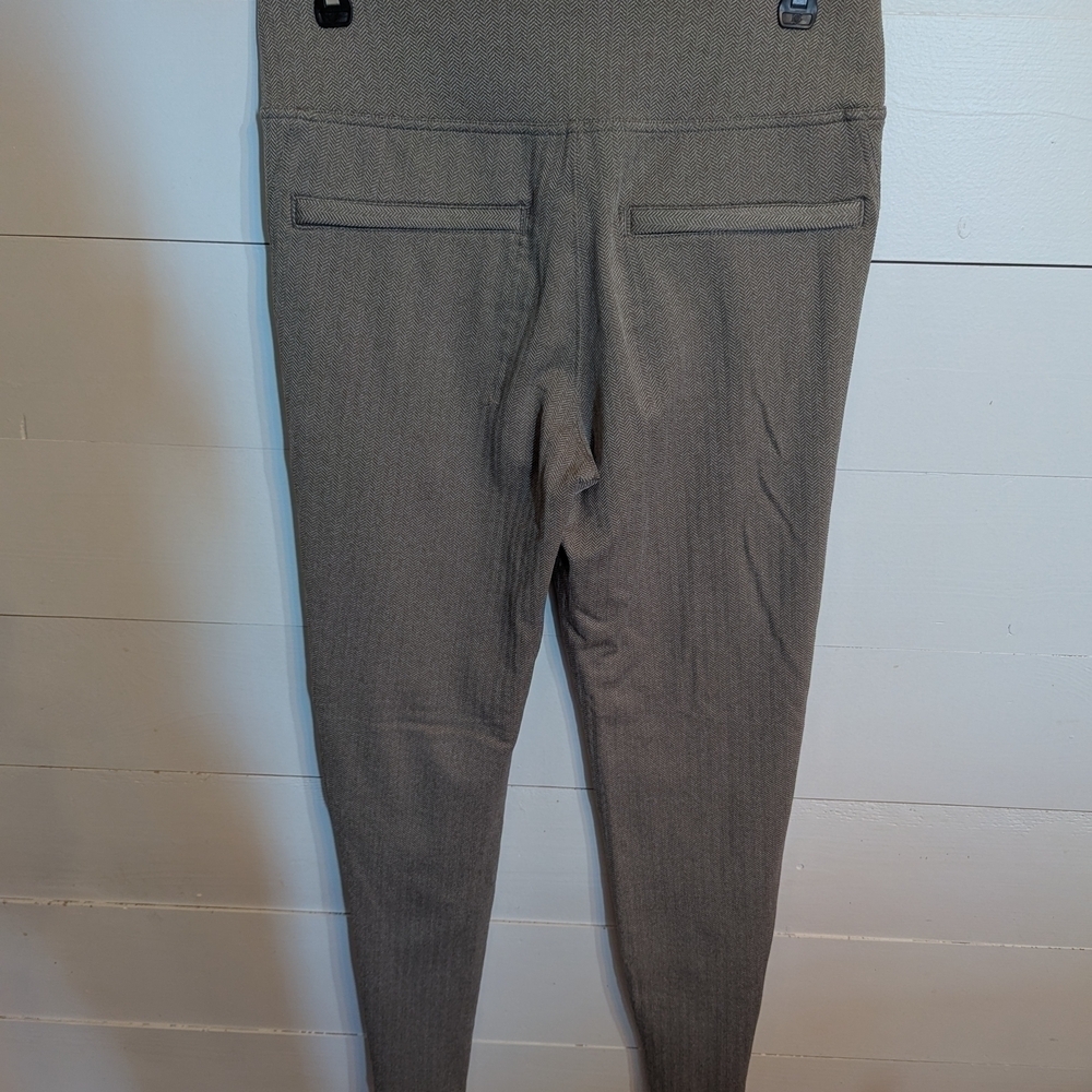 Athleta Gray Leggings Versatile and Comfortable - Picture 2 of 4